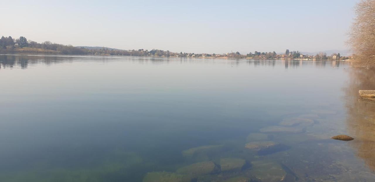 Casa Del Lago Travedona Luaran gambar